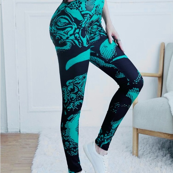Teal Green Graphic Print (Fantasy Motif) Leggings - Picture 4 of 5